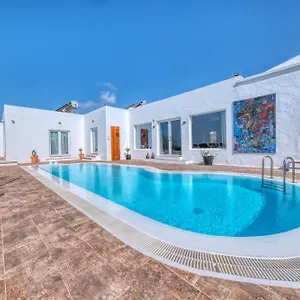 Casa Serena 10 Boutique- Adults Only-breakfast Included Гостевой дом